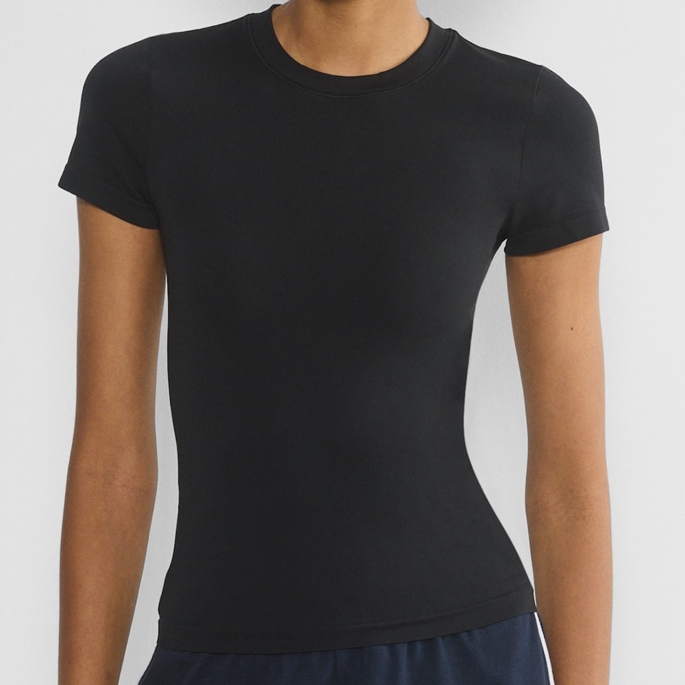 Aritiza Black TNA Top